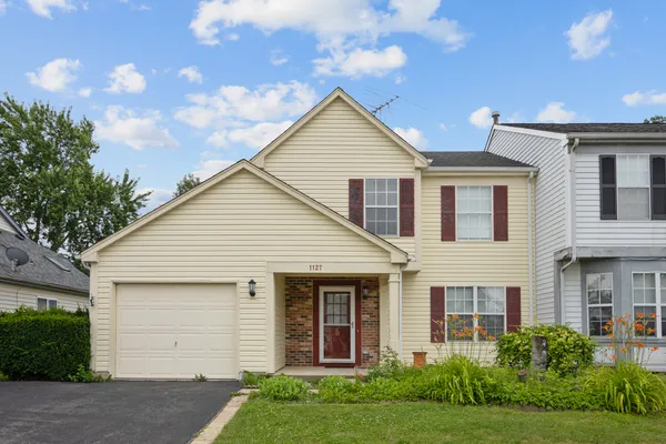 $2,550 | 1127 Ashbrook Drive, Mundelein, IL 60060