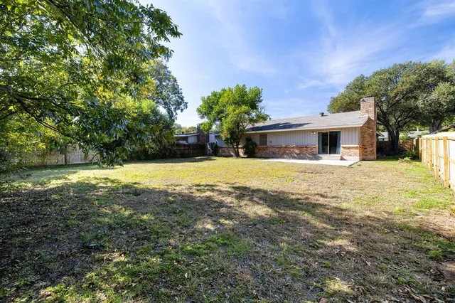 $329,900 | 2510 Nottingham Drive, Denton, TX 76209