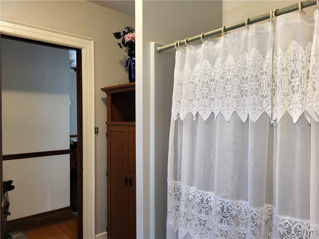 616 Teall Avenue Syracuse, NY 13206 - Photo 18 of 37 with adjoining full bath