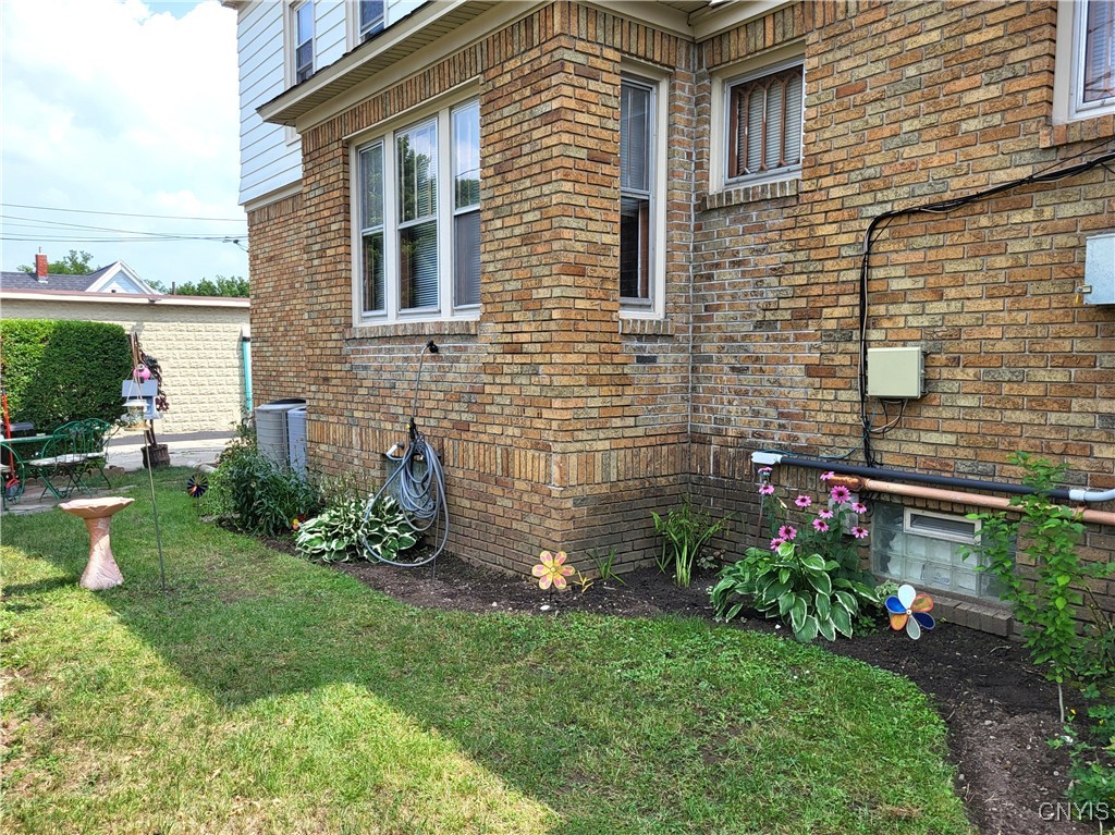 616 Teall Avenue Syracuse, NY 13206 - Photo 3 of 37 with off street parking for up to 4 cars