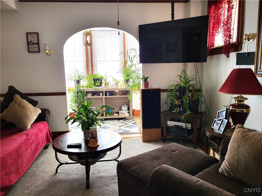 616 Teall Avenue Syracuse, NY 13206 - Photo 7 of 37