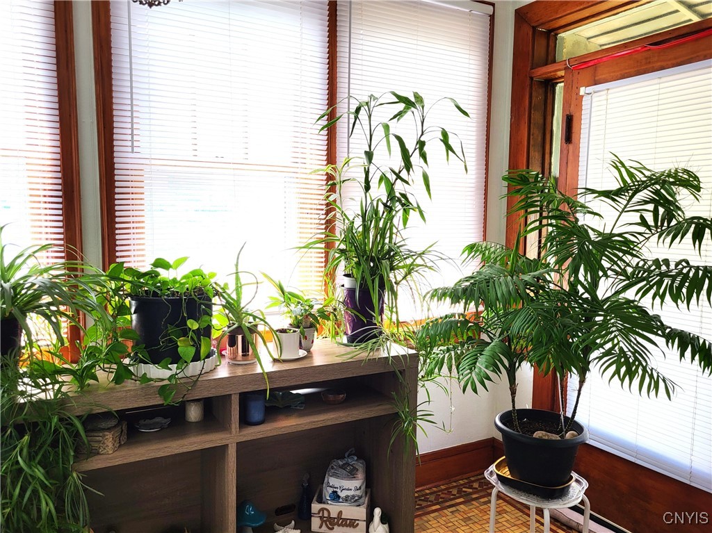 616 Teall Avenue Syracuse, NY 13206 - Photo 9 of 37