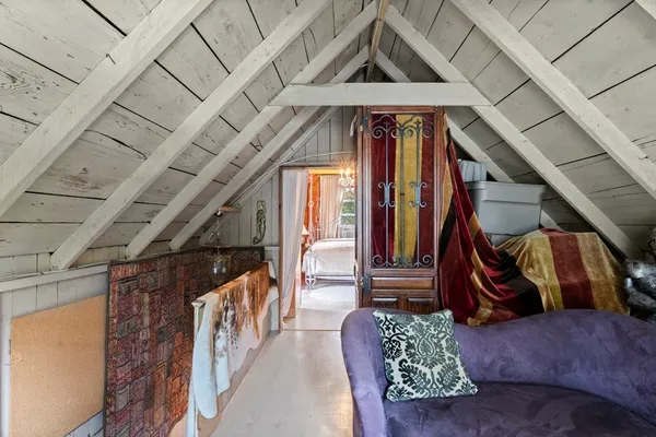 a view of an entryway