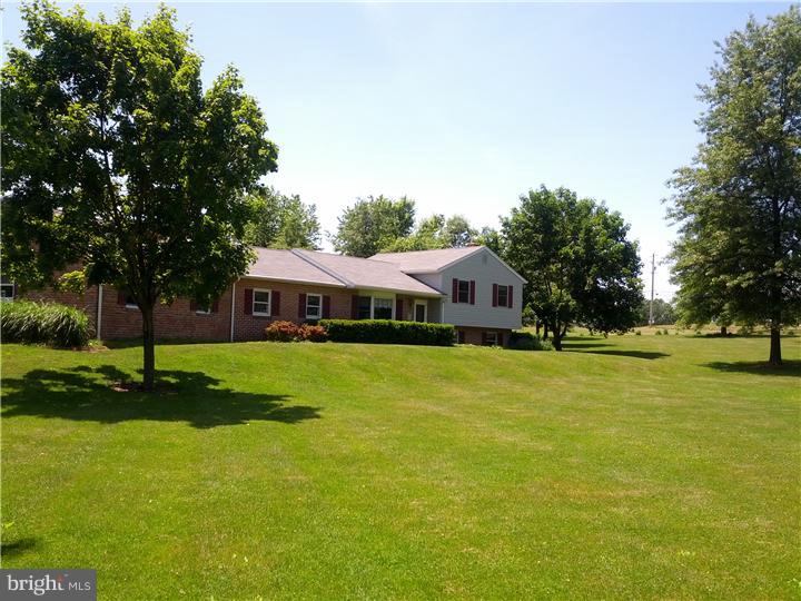 14 Moore Road Mohnton, PA 19540 - Photo 1 of 19