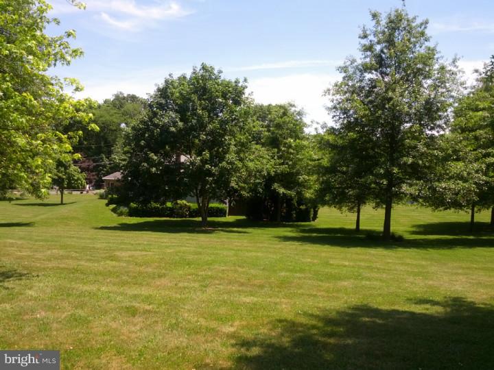 14 Moore Road Mohnton, PA 19540 - Photo 4 of 19