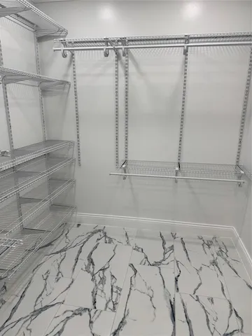 $199,900 | 1002 Cottage Lane, Dexter, MO 63841