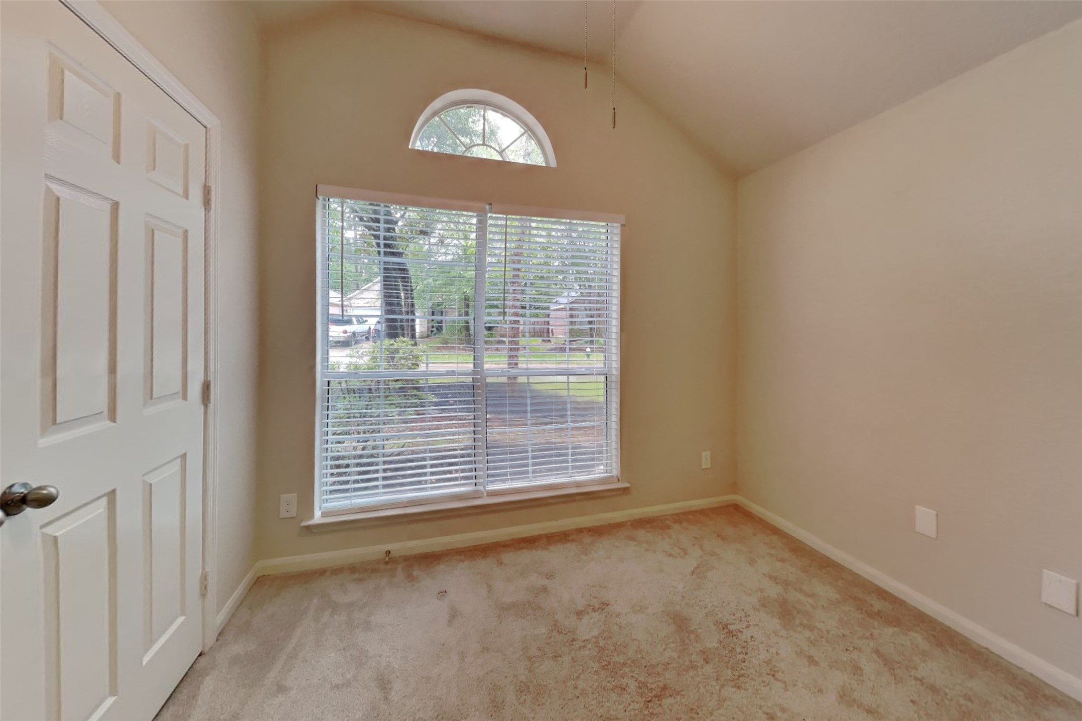 175 Merryweather Place Conroe, TX 77384 - Photo 13 of 17