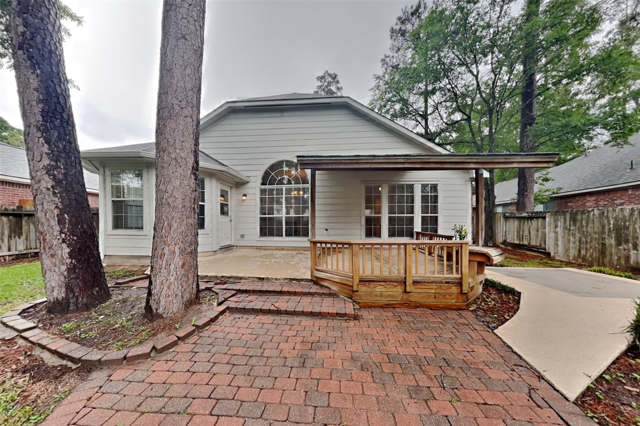 175 Merryweather Place Conroe, TX 77384 - Photo 16 of 17