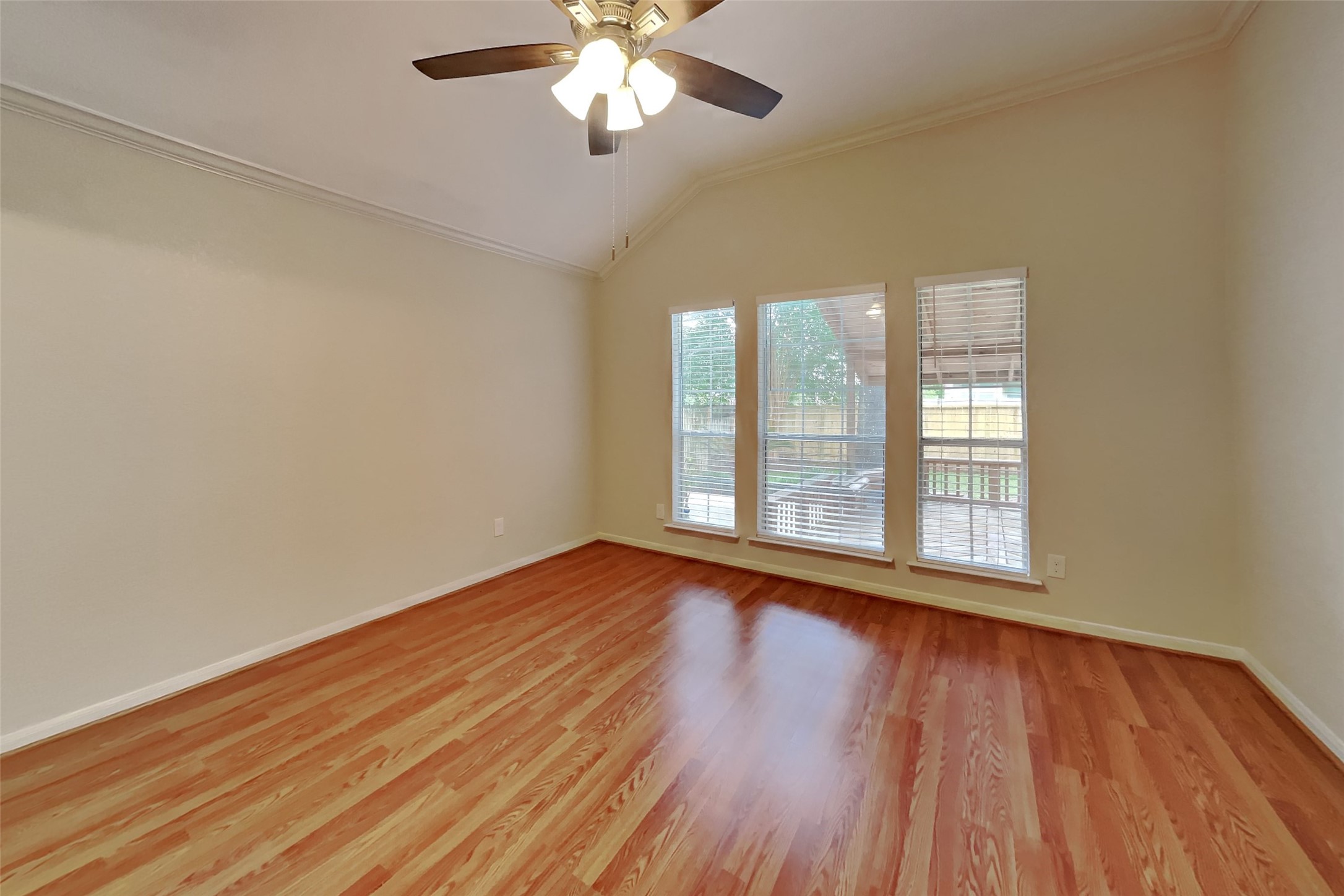 175 Merryweather Place Conroe, TX 77384 - Photo 8 of 17