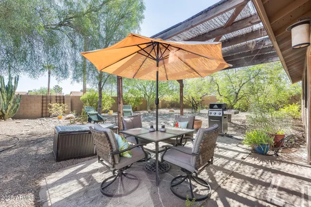 $472,999 | 24009 North 39th Lane, Glendale, AZ 85310