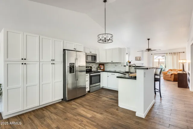 $472,999 | 24009 North 39th Lane, Glendale, AZ 85310