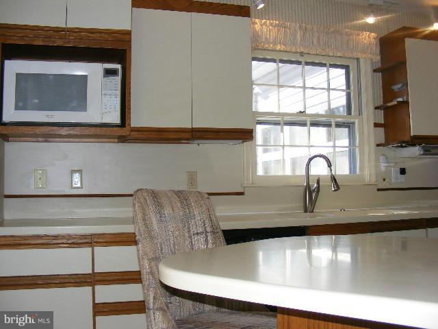 6 Oak Road Elkton, MD 21921 - Photo 7 of 30 Kitchen