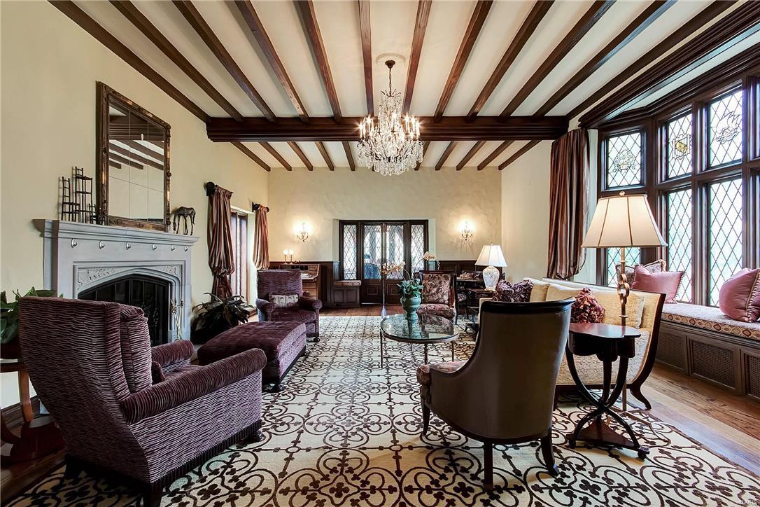 3 Dromara Road Ladue, MO 63124 - Photo 13 of 55