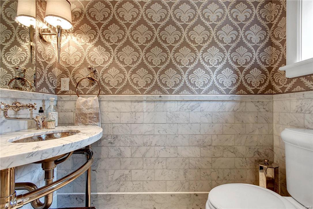 3 Dromara Road Ladue, MO 63124 - Photo 18 of 55