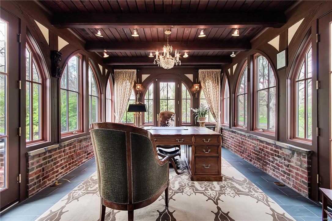 3 Dromara Road Ladue, MO 63124 - Photo 19 of 55