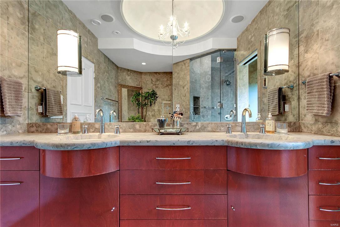 3 Dromara Road Ladue, MO 63124 - Photo 28 of 55