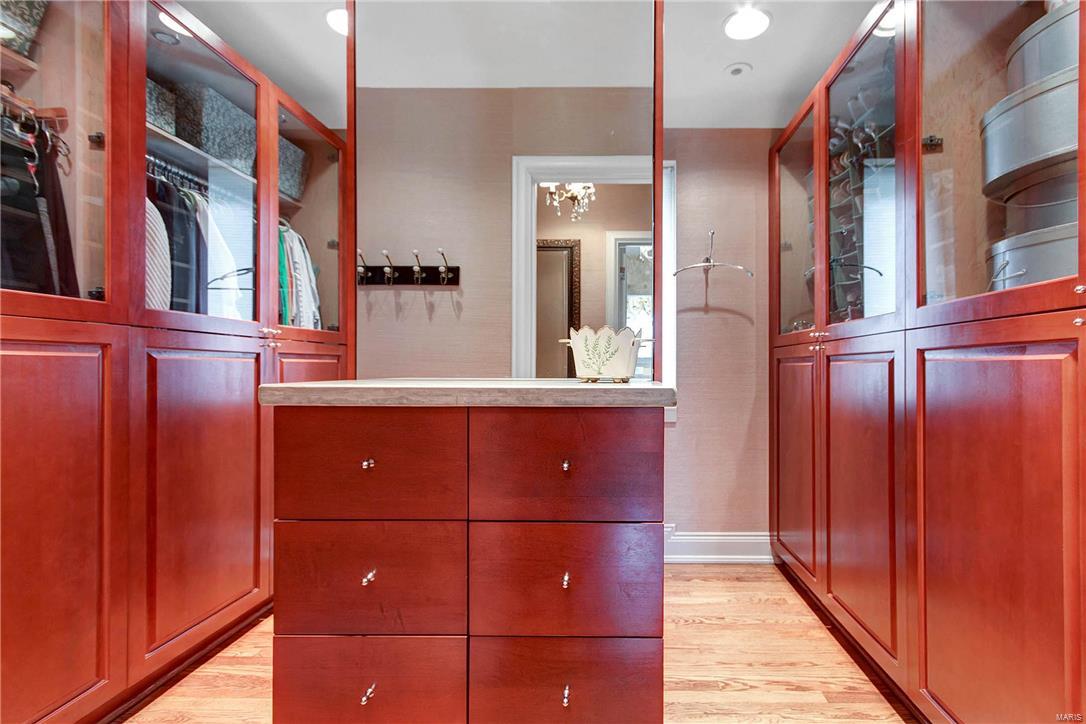 3 Dromara Road Ladue, MO 63124 - Photo 29 of 55