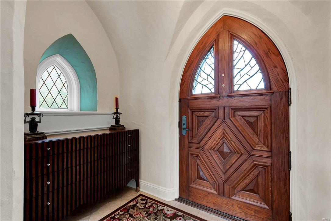 3 Dromara Road Ladue, MO 63124 - Photo 4 of 55