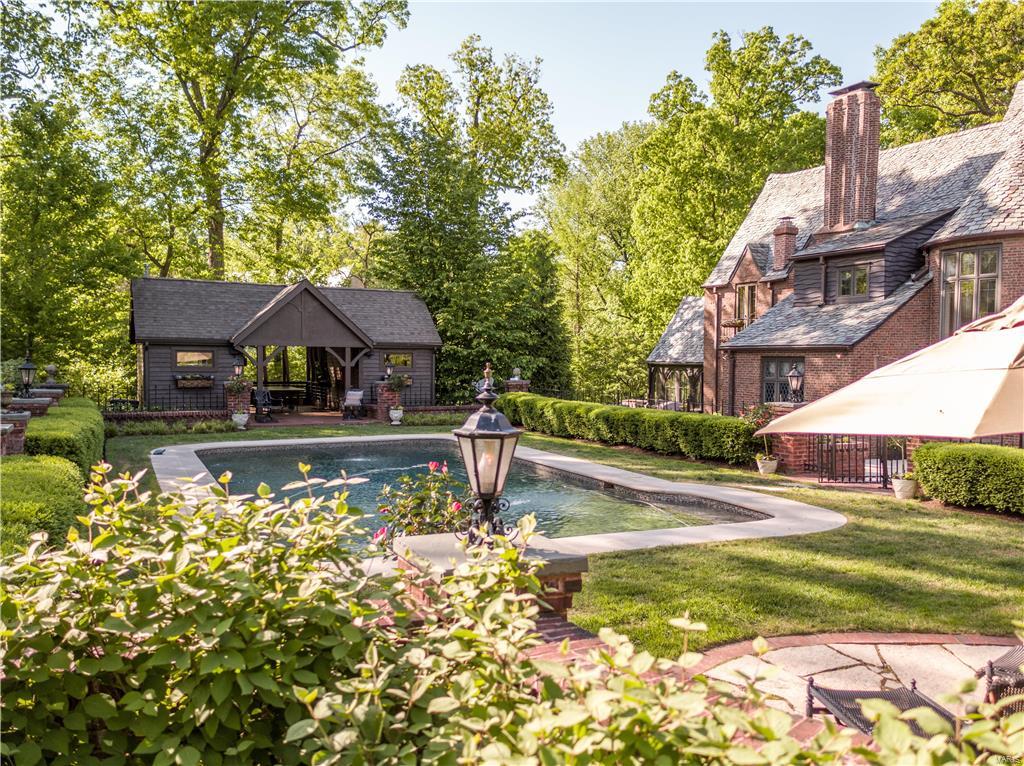 3 Dromara Road Ladue, MO 63124 - Photo 53 of 55