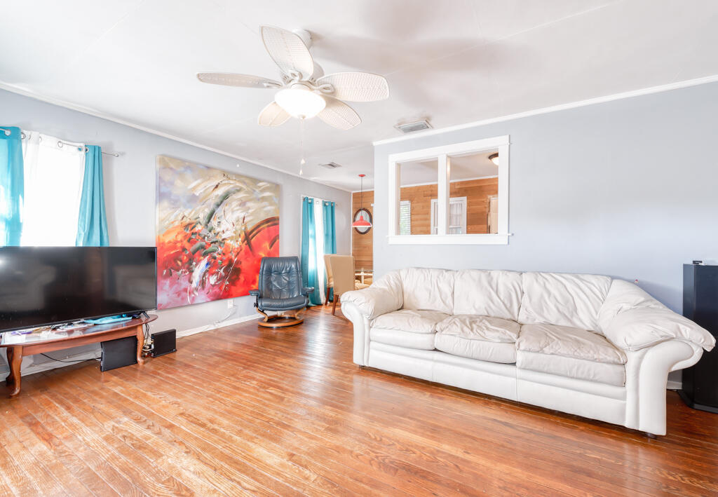 517 Valley Forge Road West Palm Beach, FL 33405 - Photo 12 of 18 DSD_4686-Edit