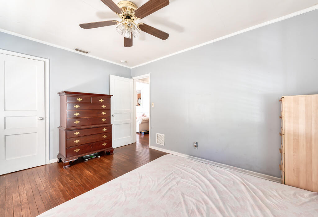 517 Valley Forge Road West Palm Beach, FL 33405 - Photo 8 of 18 DSD_4650-Edit