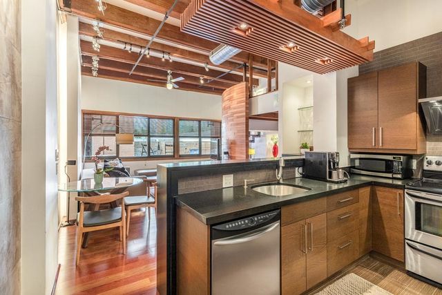 $620,000 | 33 Sleeper Street, Unit 102, Boston, MA 02210