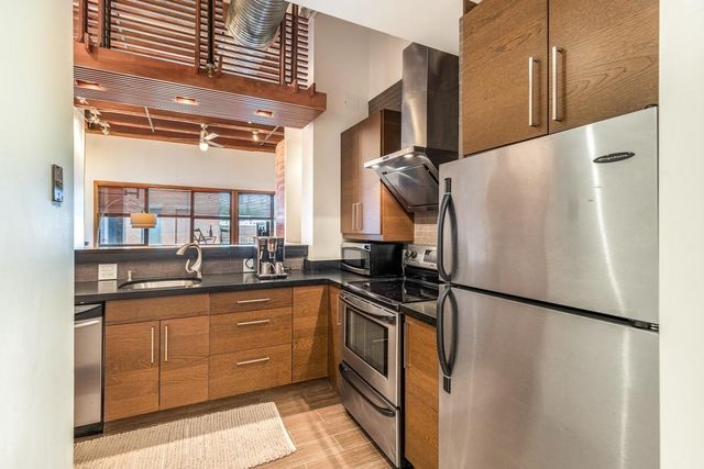 $620,000 | 33 Sleeper Street, Unit 102, Boston, MA 02210