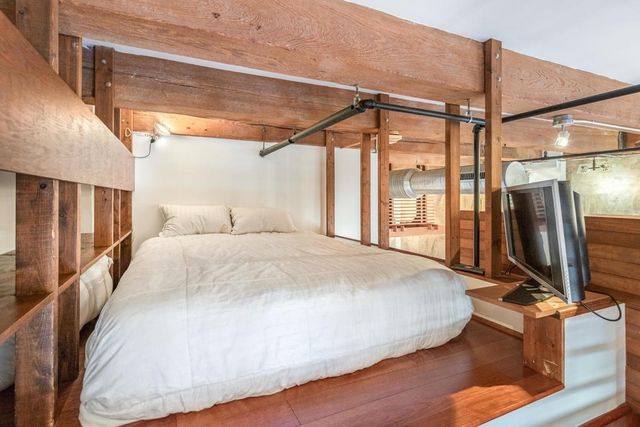 $620,000 | 33 Sleeper Street, Unit 102, Boston, MA 02210