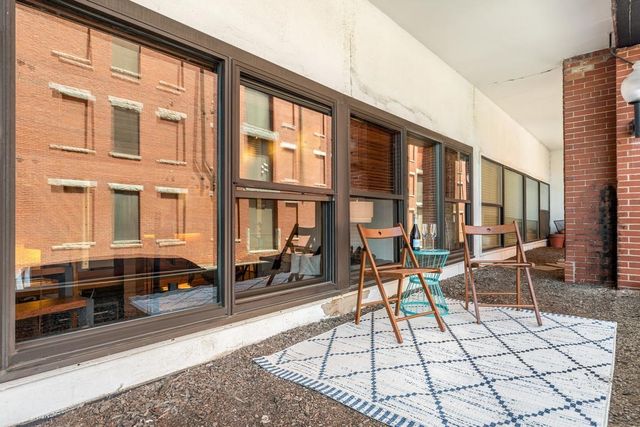 $620,000 | 33 Sleeper Street, Unit 102, Boston, MA 02210