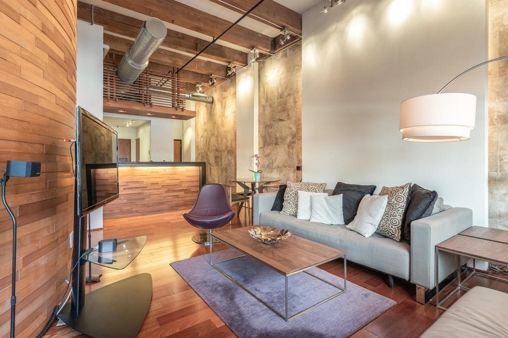 33 Sleeper Street, Unit 102 Boston, MA 02210 - Photo 5 of 26