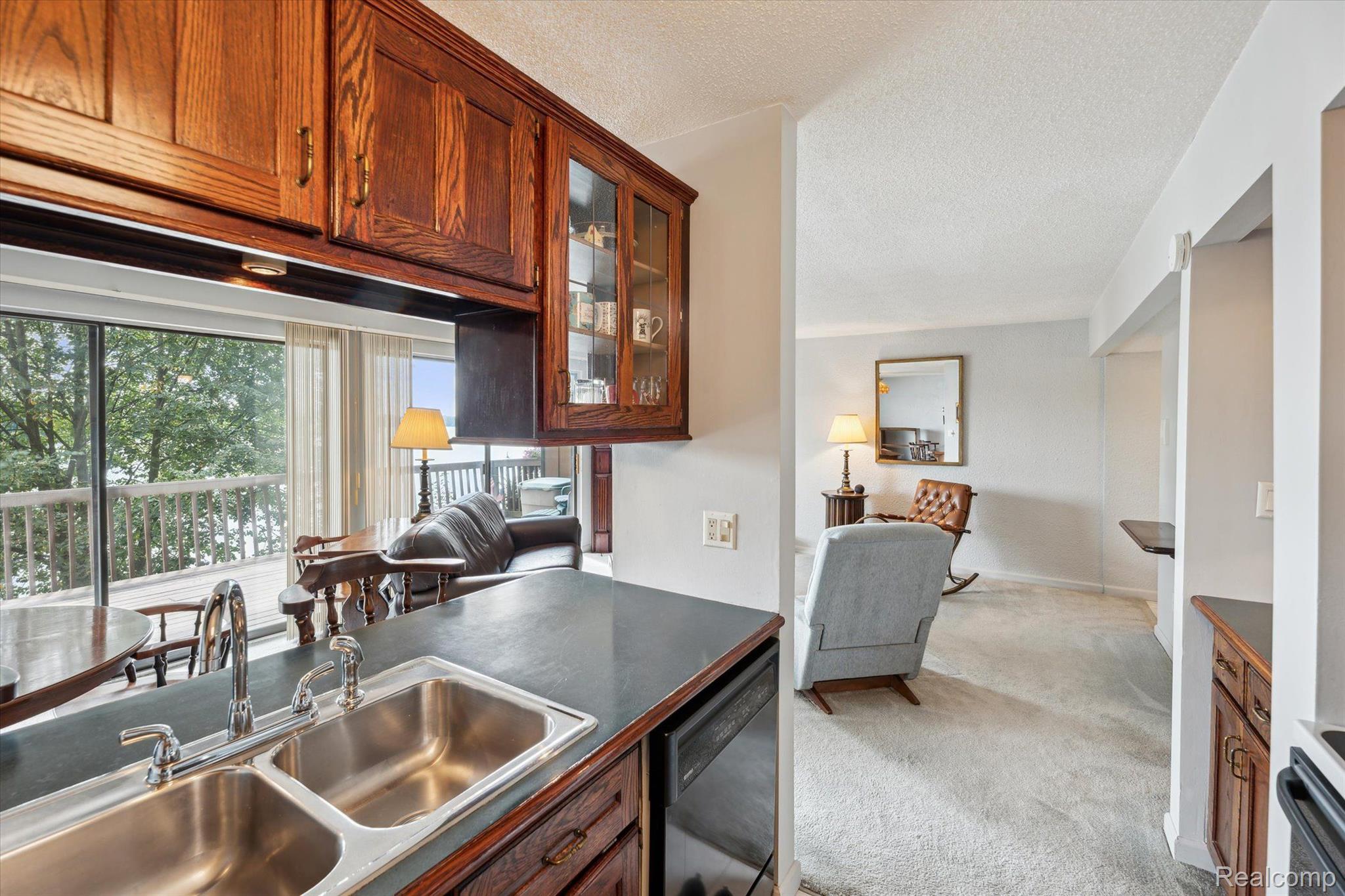 1734 Grove Road, Unit B103 Ypsilanti, MI 48198 - Photo 14 of 38