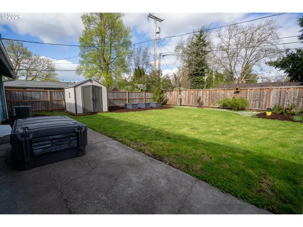 $399,000 | 1873 Alderwood Street, Eugene, OR 97404