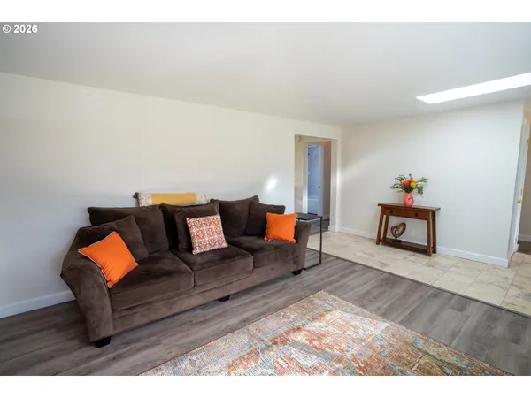 $399,000 | 1873 Alderwood Street, Eugene, OR 97404