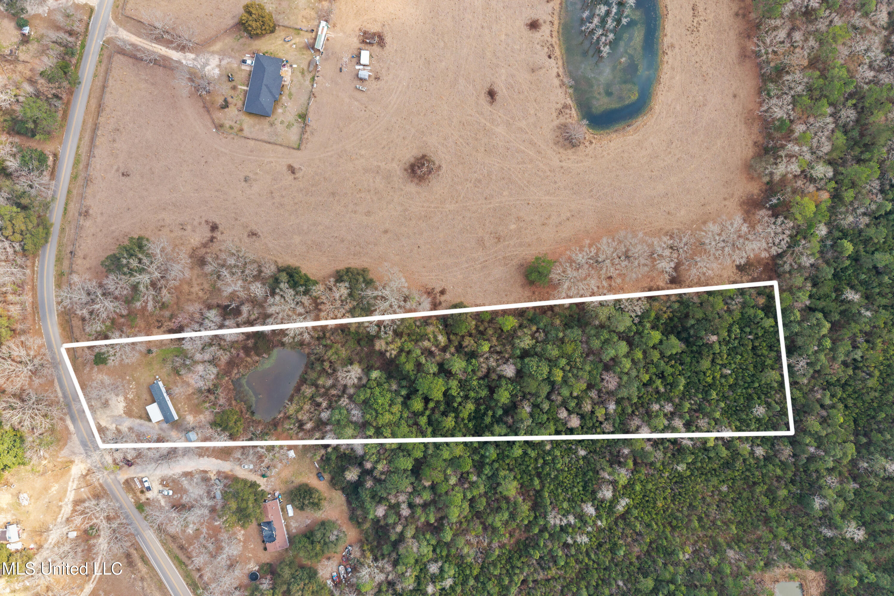 25349 McHenry Road Saucier, MS 39574 - Photo 4 of 22 0002 (4)