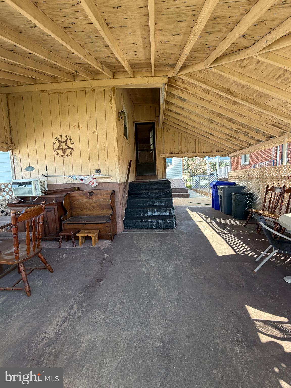 509 Fern Avenue Reading, PA 19611 - Photo 10 of 21