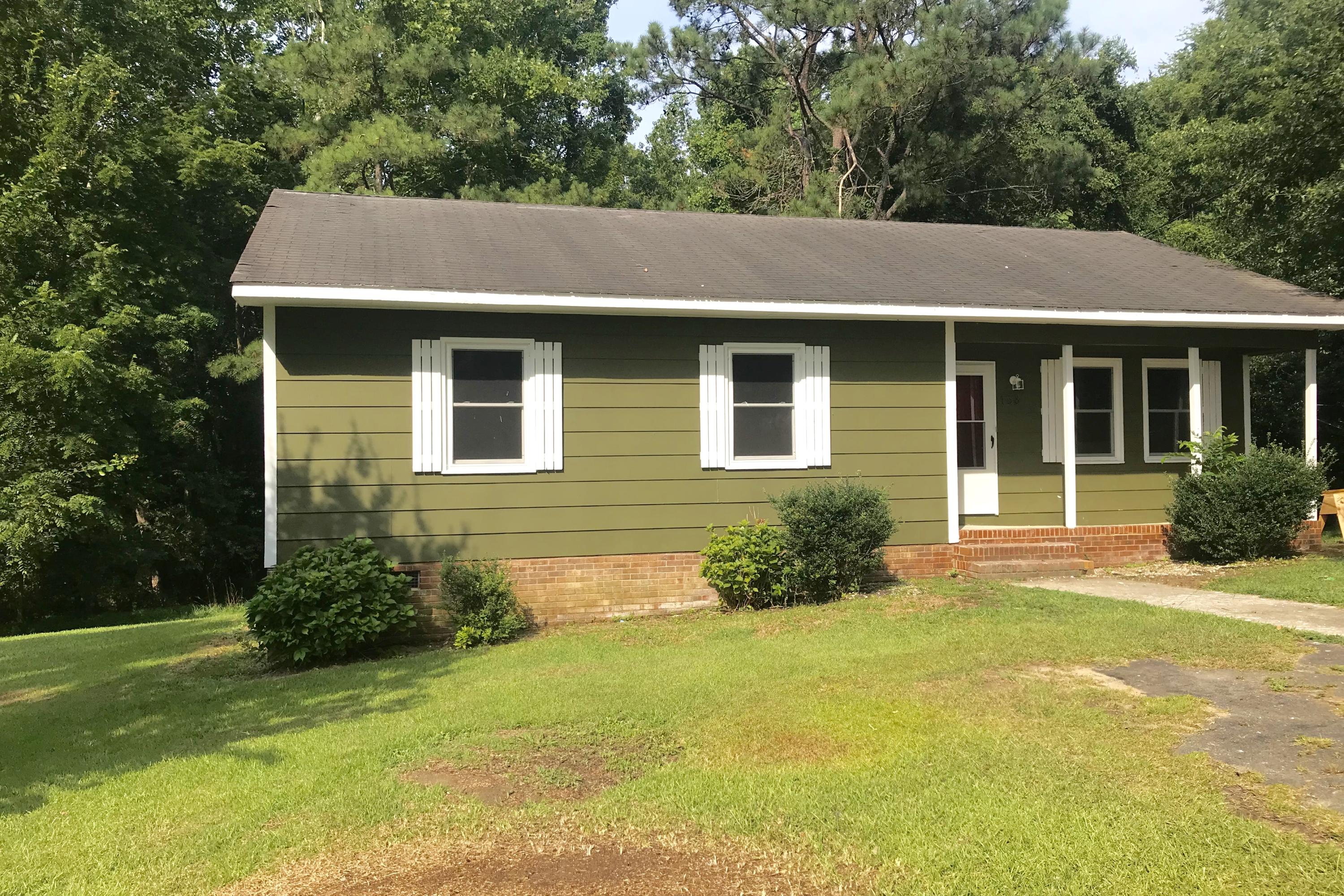 158 Barrett Street Rockingham, NC 28379 - Photo 2 of 20 IMG_0616