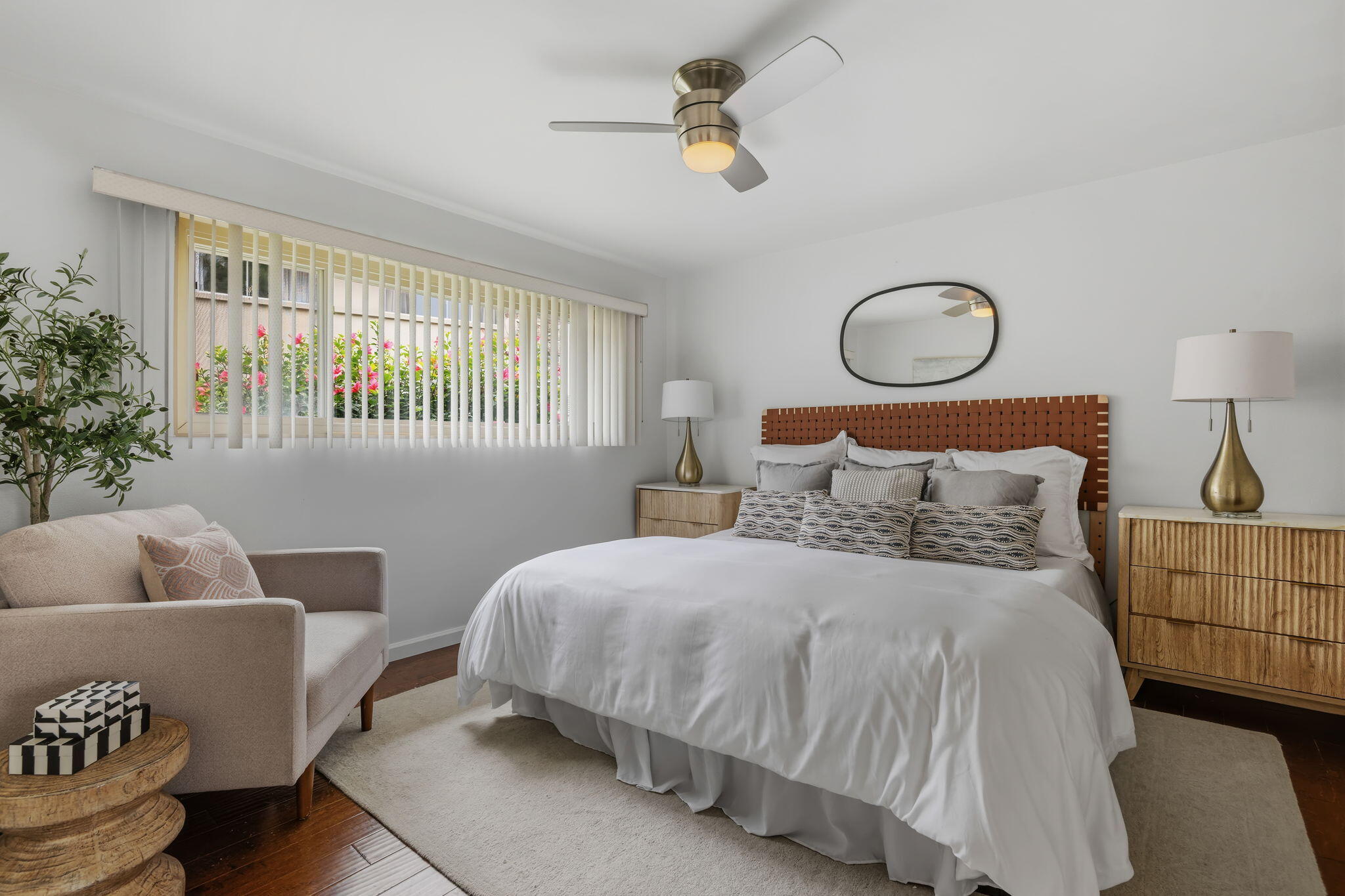 5950 Encina Road, Unit 2 Goleta, CA 93117 - Photo 18 of 37 18-Primary Bedroom