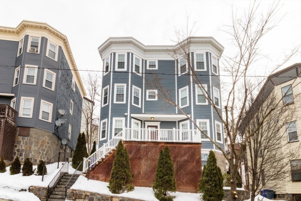 7 Rowell Street, Unit 3 Boston, MA 02125 - Photo 10 of 10