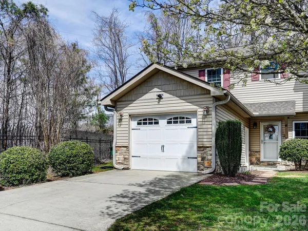 $309,900 | 7 Mahogany Road, Arden, NC 28704
