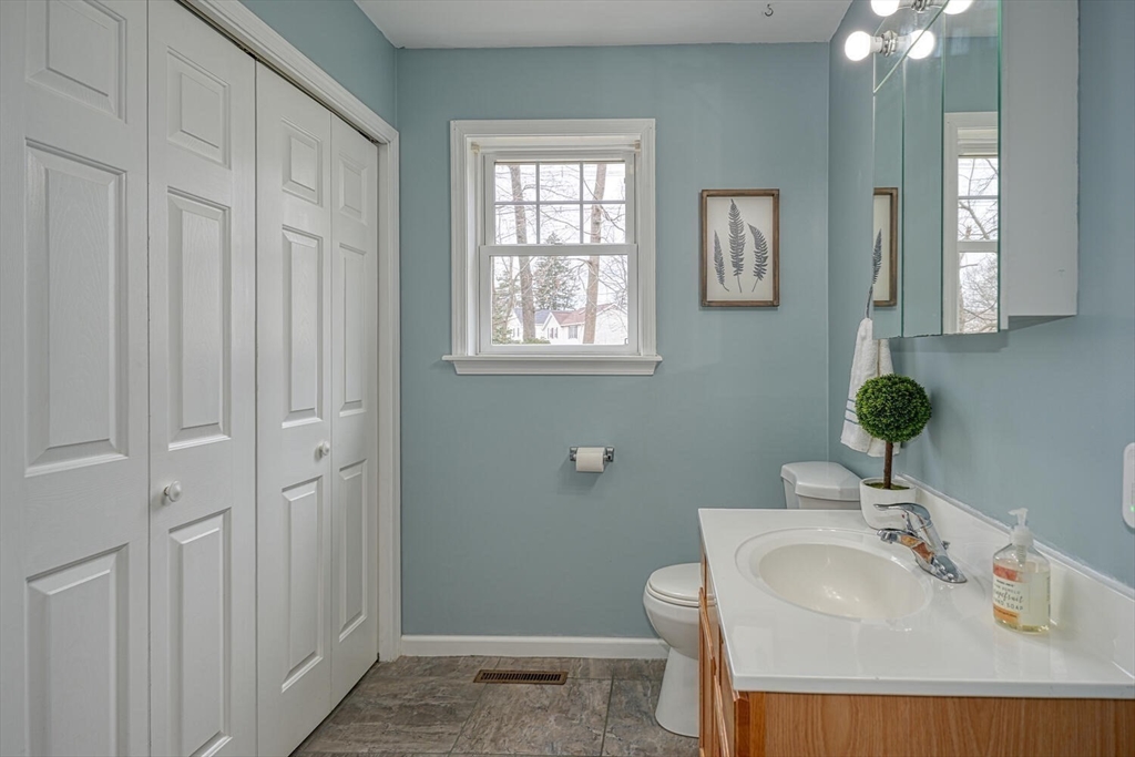 10 Rolfe Avenue Shrewsbury, MA 01545 - Photo 13 of 33 Gallery Image 13