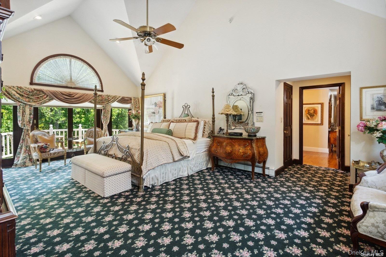 1345 Harbor Road Hewlett, NY 11557 - Photo 24 of 36 a living room with furniture