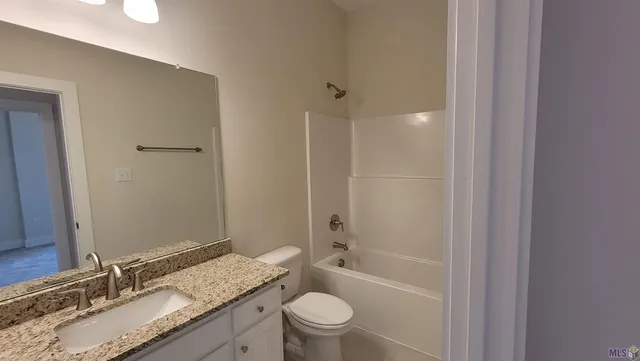 $1,800 | 16153 Chancel Avenue, Baton Rouge, LA 70816