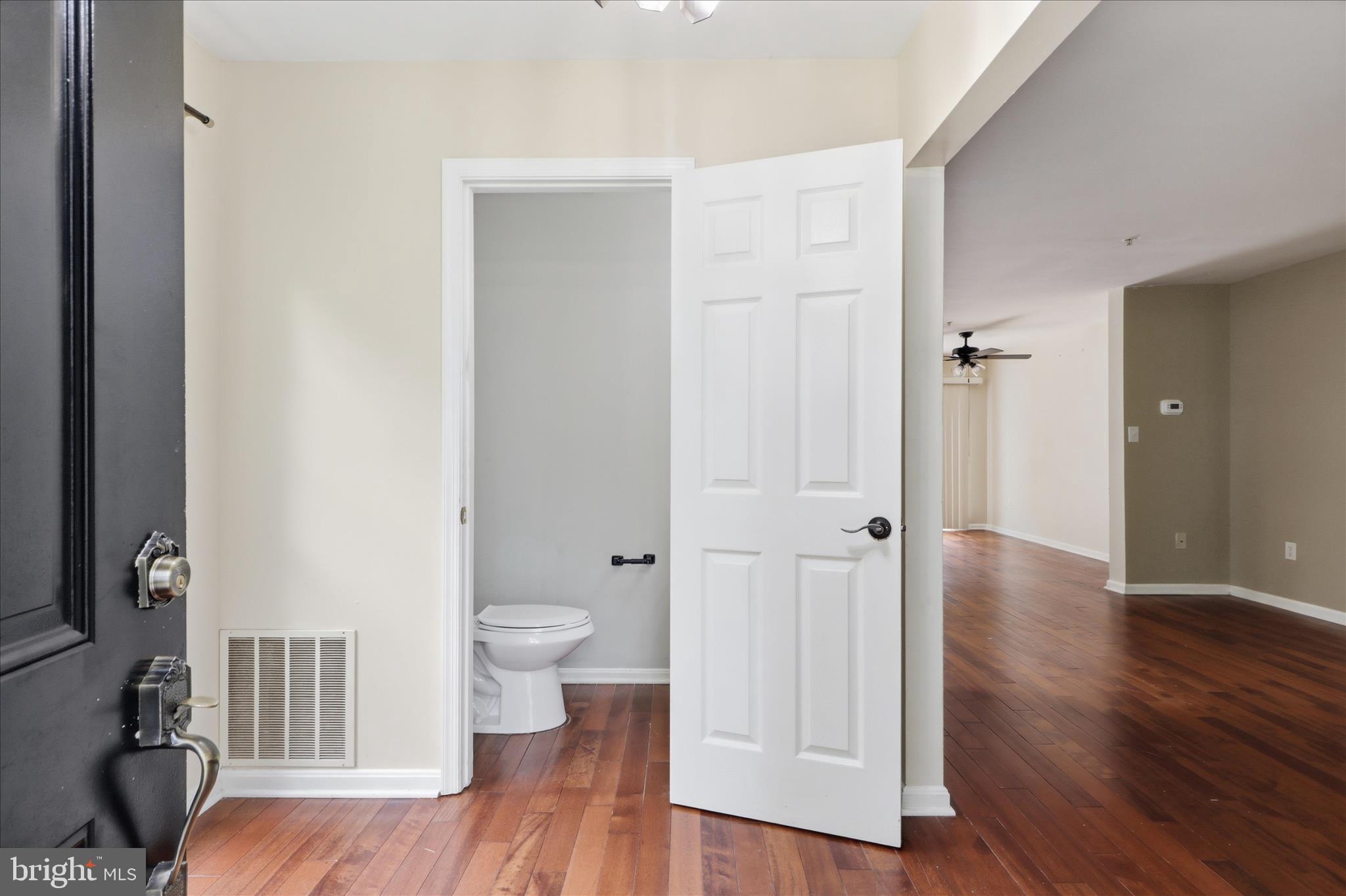 4537 Ingham Road Owings Mills, MD 21117 - Photo 3 of 37