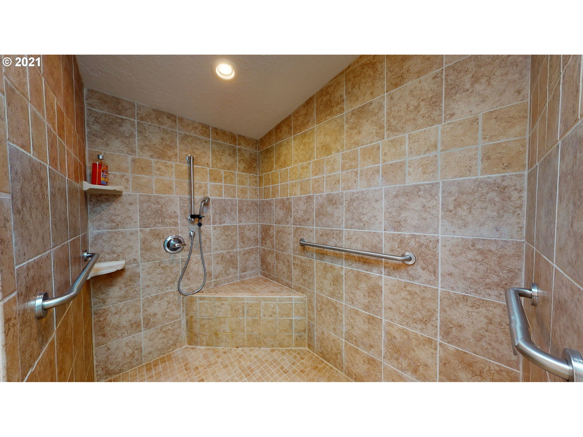 1555 Lower Crest Road Oakland, OR 97462 - Photo 17 of 32 Gallery Image 17