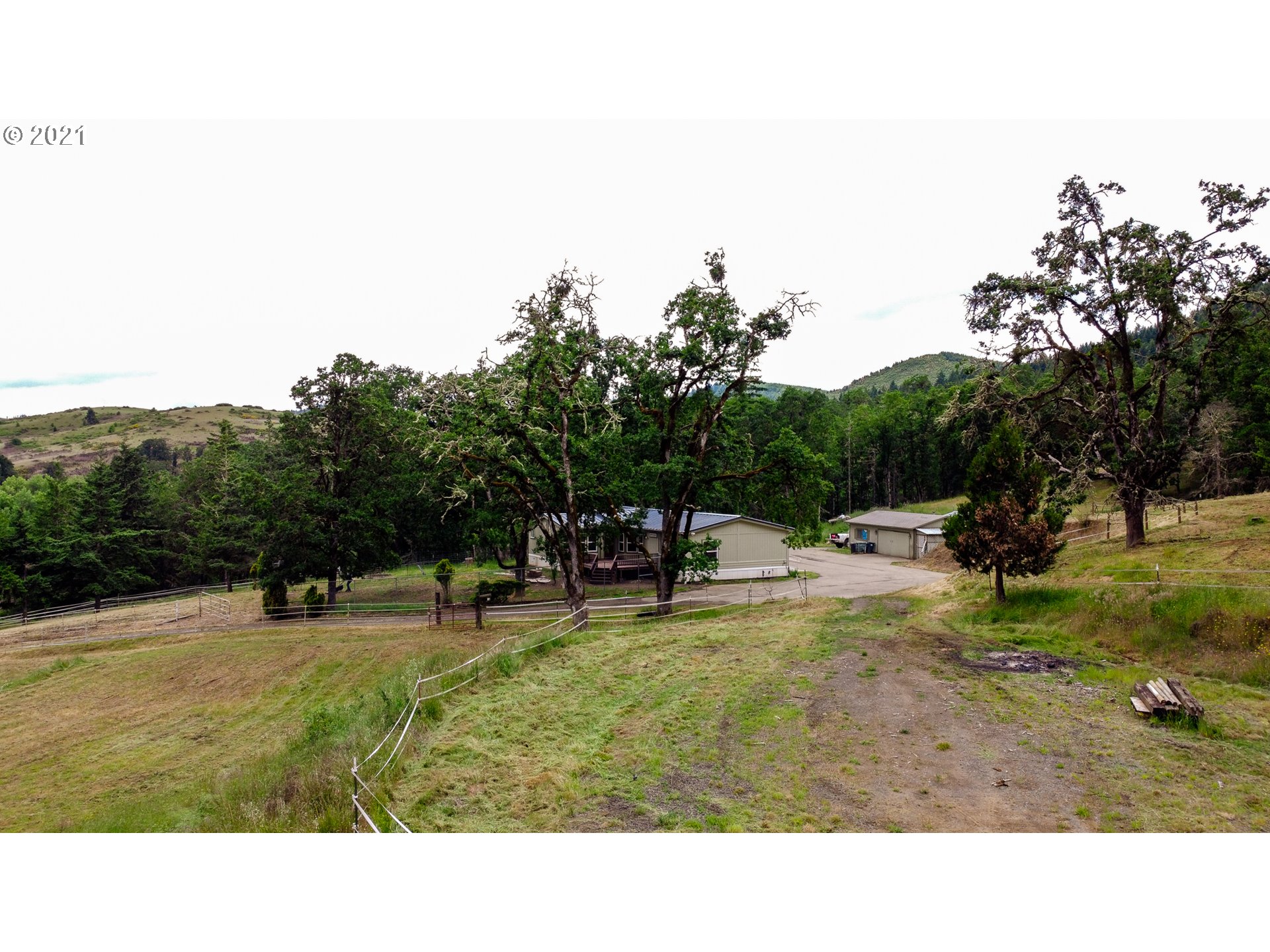 1555 Lower Crest Road Oakland, OR 97462 - Photo 32 of 32 Gallery Image 32