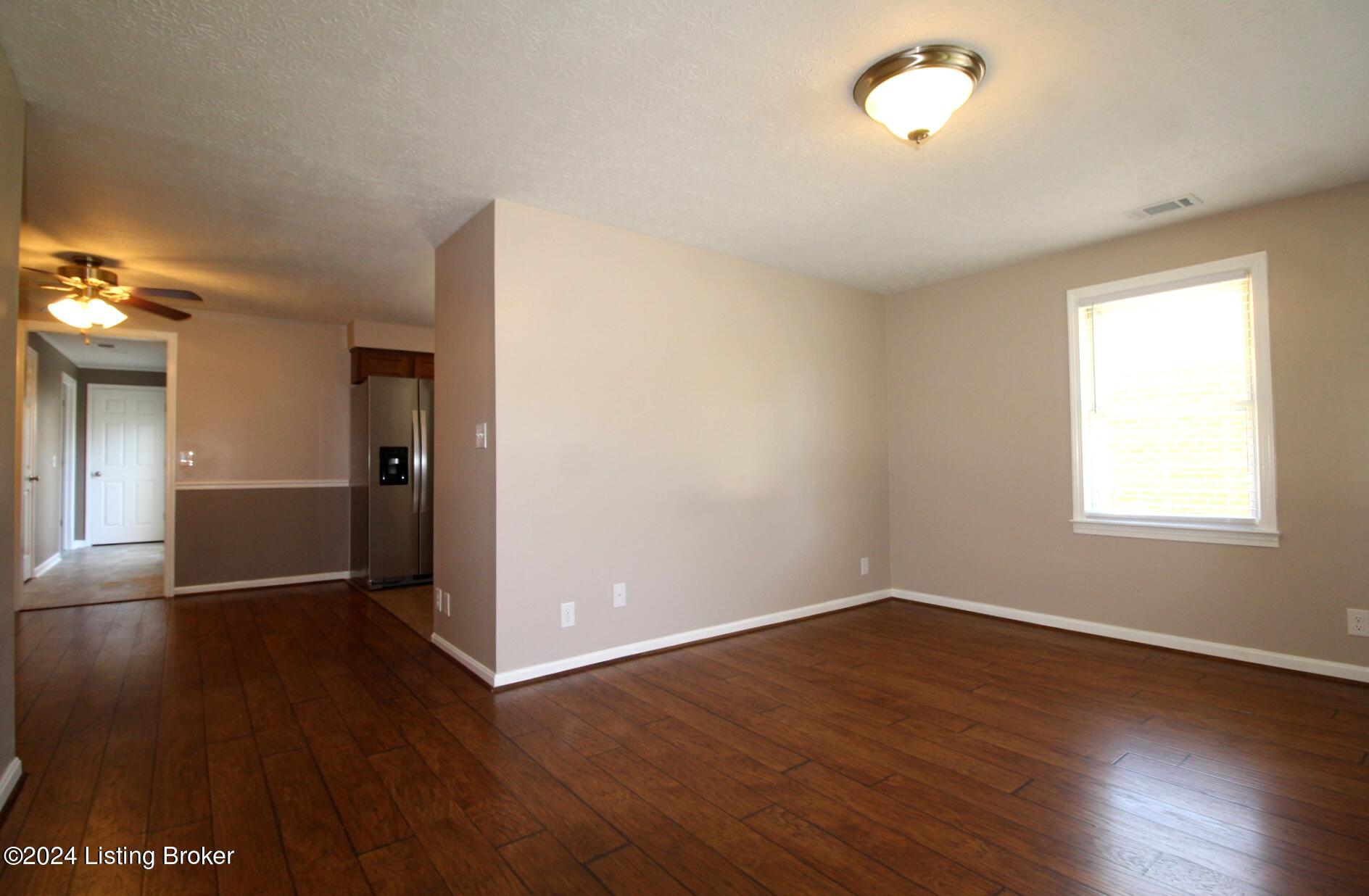 6511 Delton Road Louisville, KY 40258 - Photo 14 of 73 IMG_5800