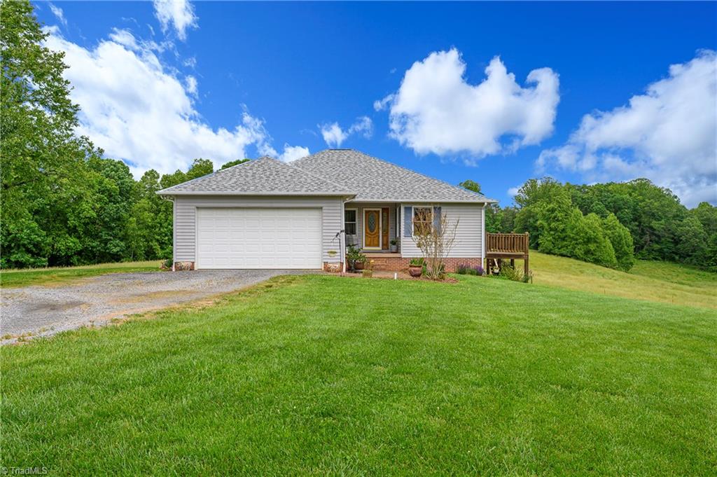 850 Pinnix Road Ronda, NC 28670 - Photo 1 of 30 Gallery Image 1