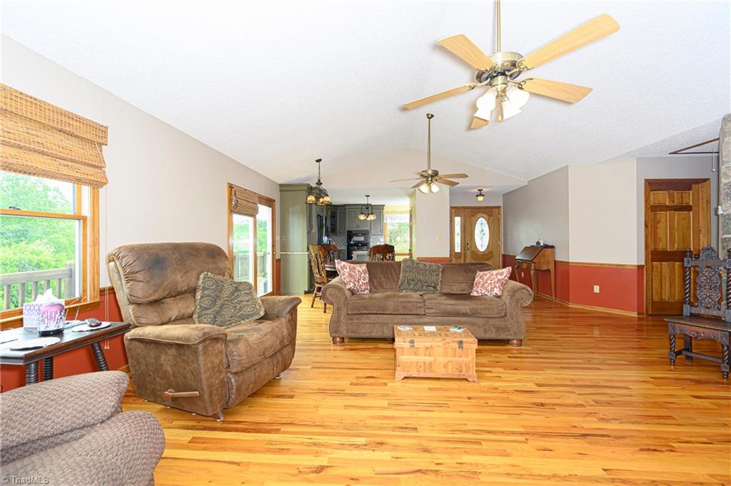 850 Pinnix Road Ronda, NC 28670 - Photo 15 of 30 Gallery Image 15