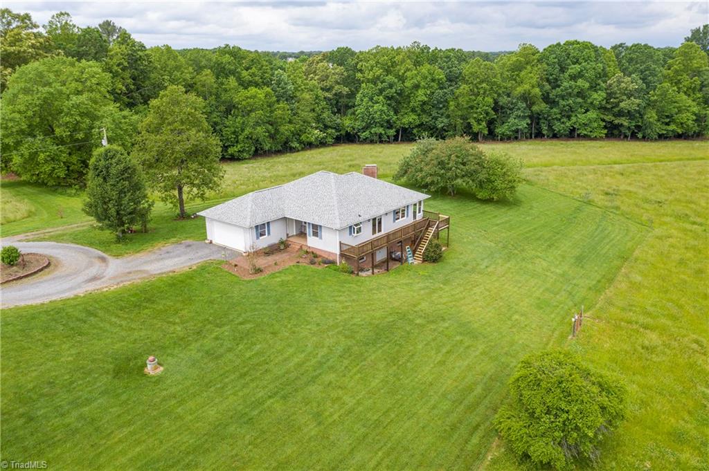850 Pinnix Road Ronda, NC 28670 - Photo 6 of 30 Gallery Image 6