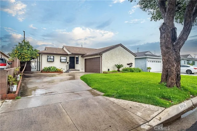 $840,000 | 10435 Molette Street, Bellflower, CA 90706
